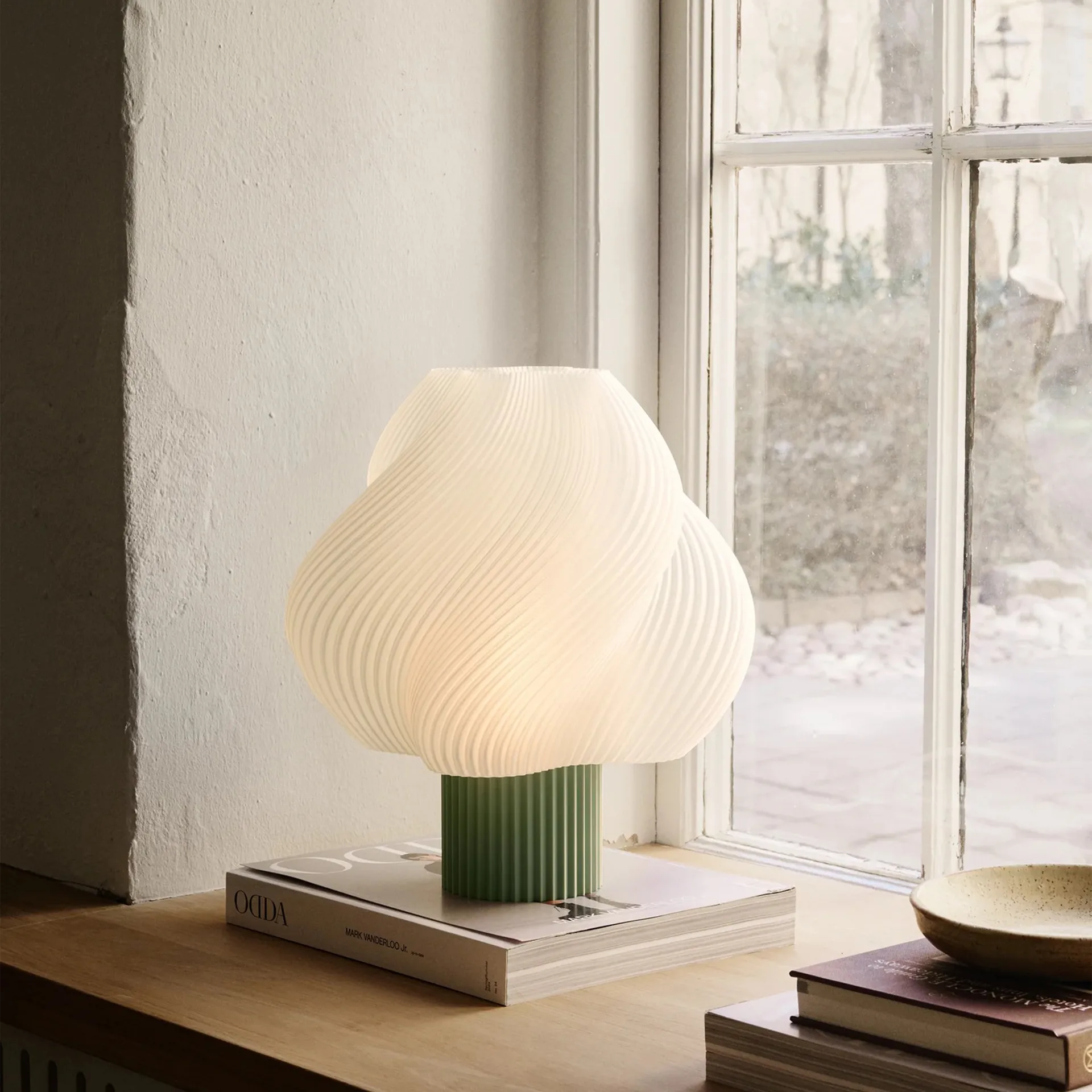 Soft Serve bordslampa, Matcha, Grande, 34 cm Crème Atelier