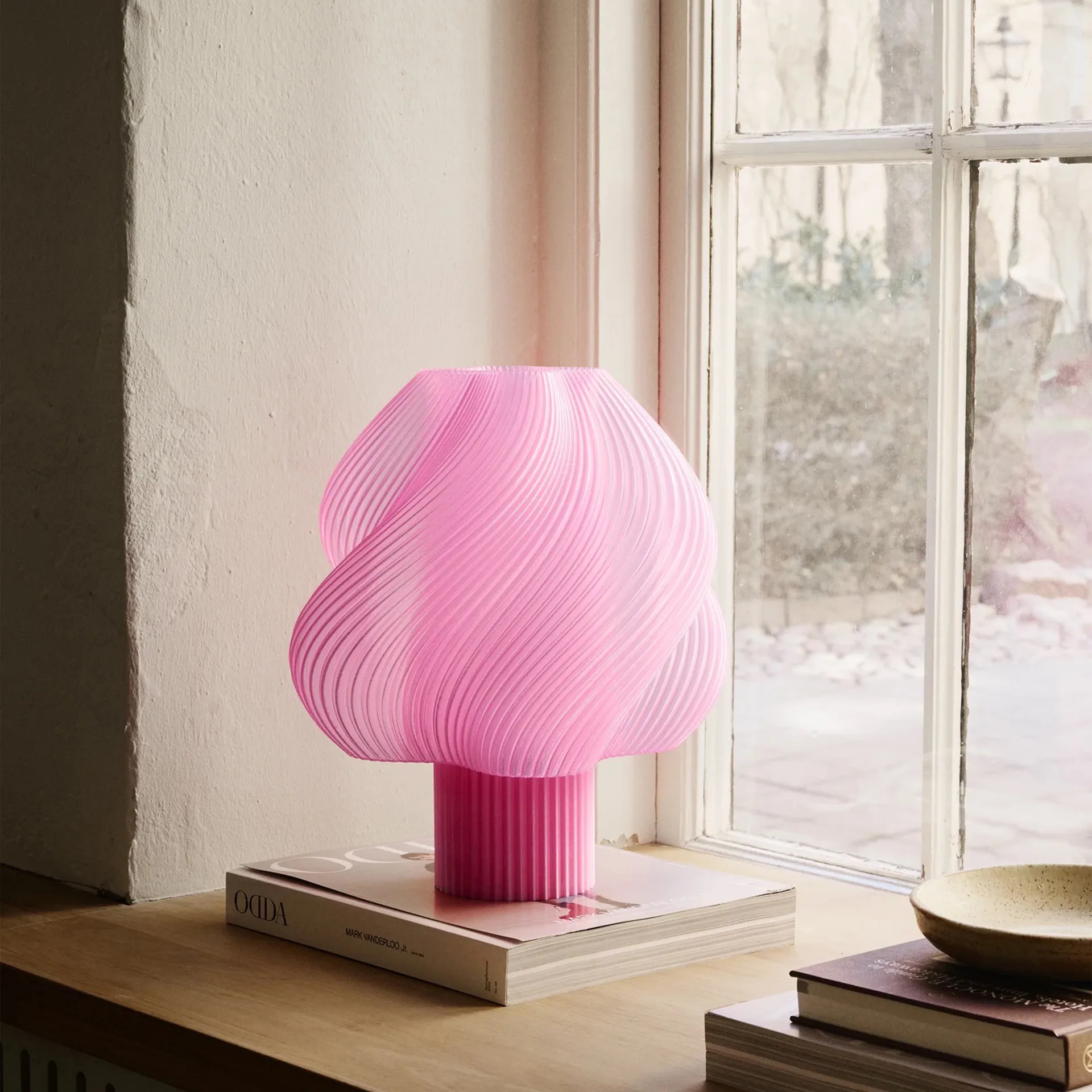 Soft Serve bordslampa, Rose sorbet, Grande, 34 cm Crème Atelier