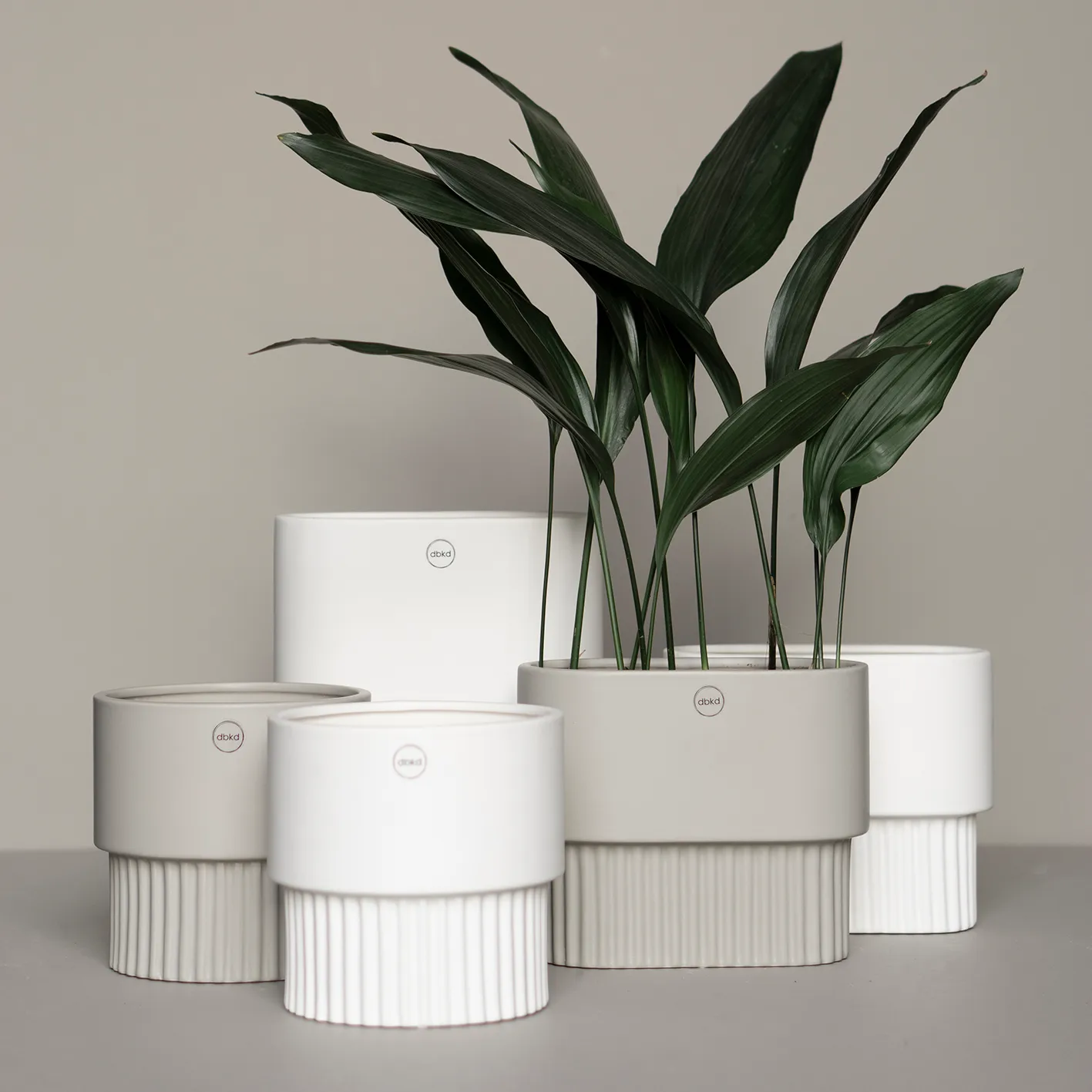 Front kruka oval hög, White DBKD