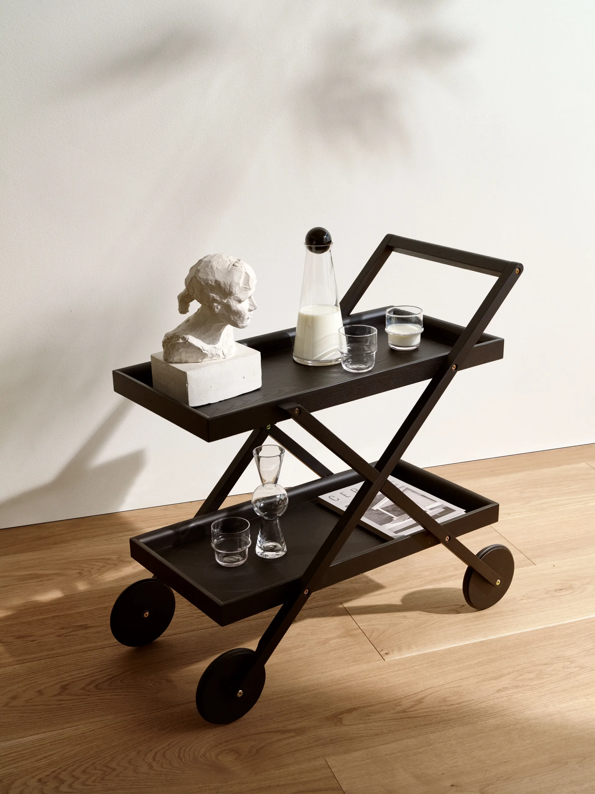 Exit serveringsvagn, Svart Design House Stockholm