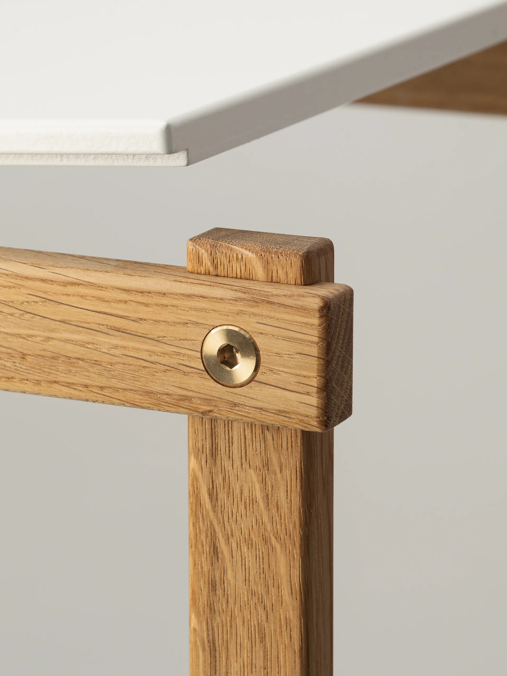Frame hylla låg, Ek-vit Design House Stockholm
