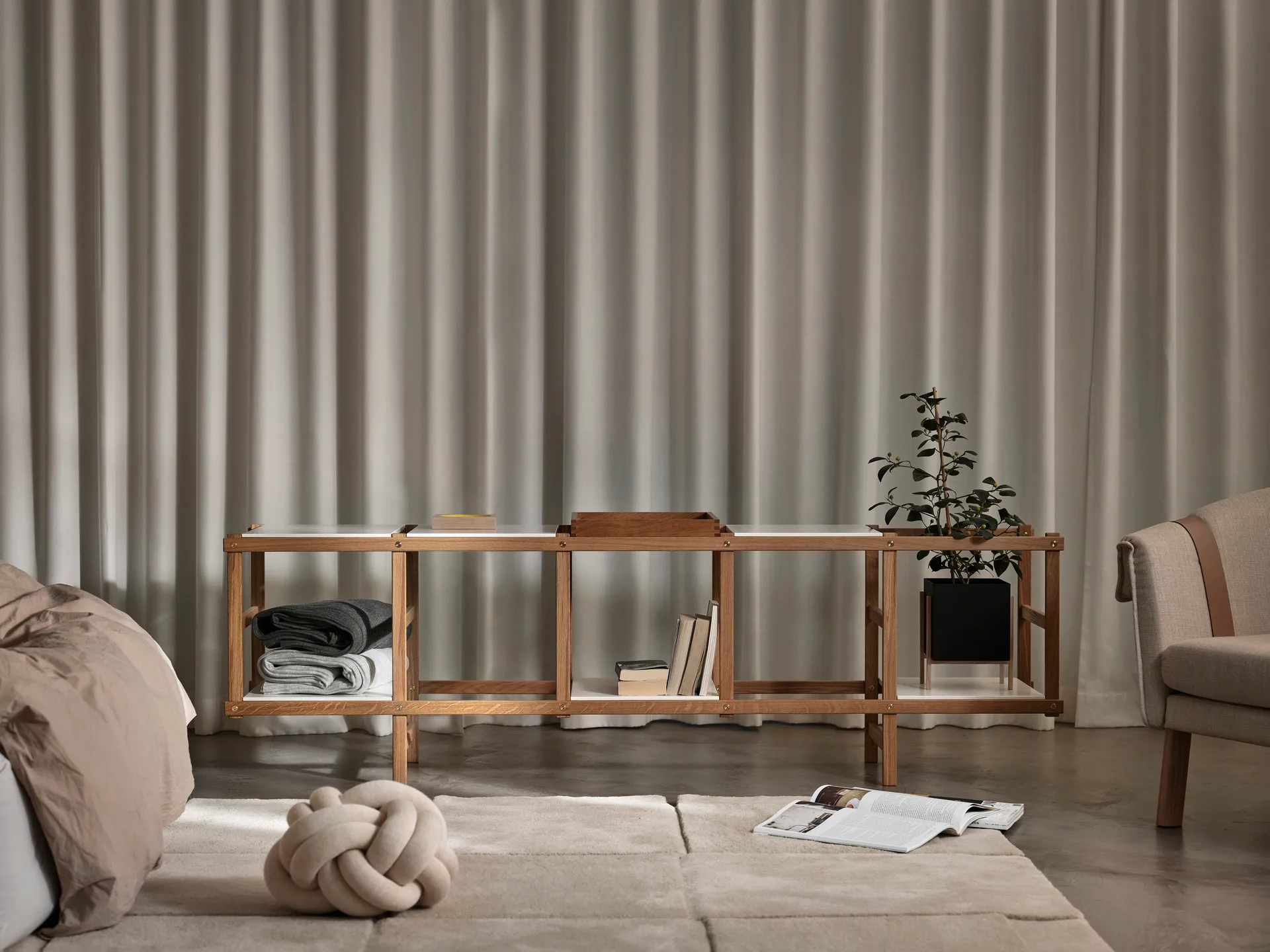 Frame hylla låg, Ek-vit Design House Stockholm