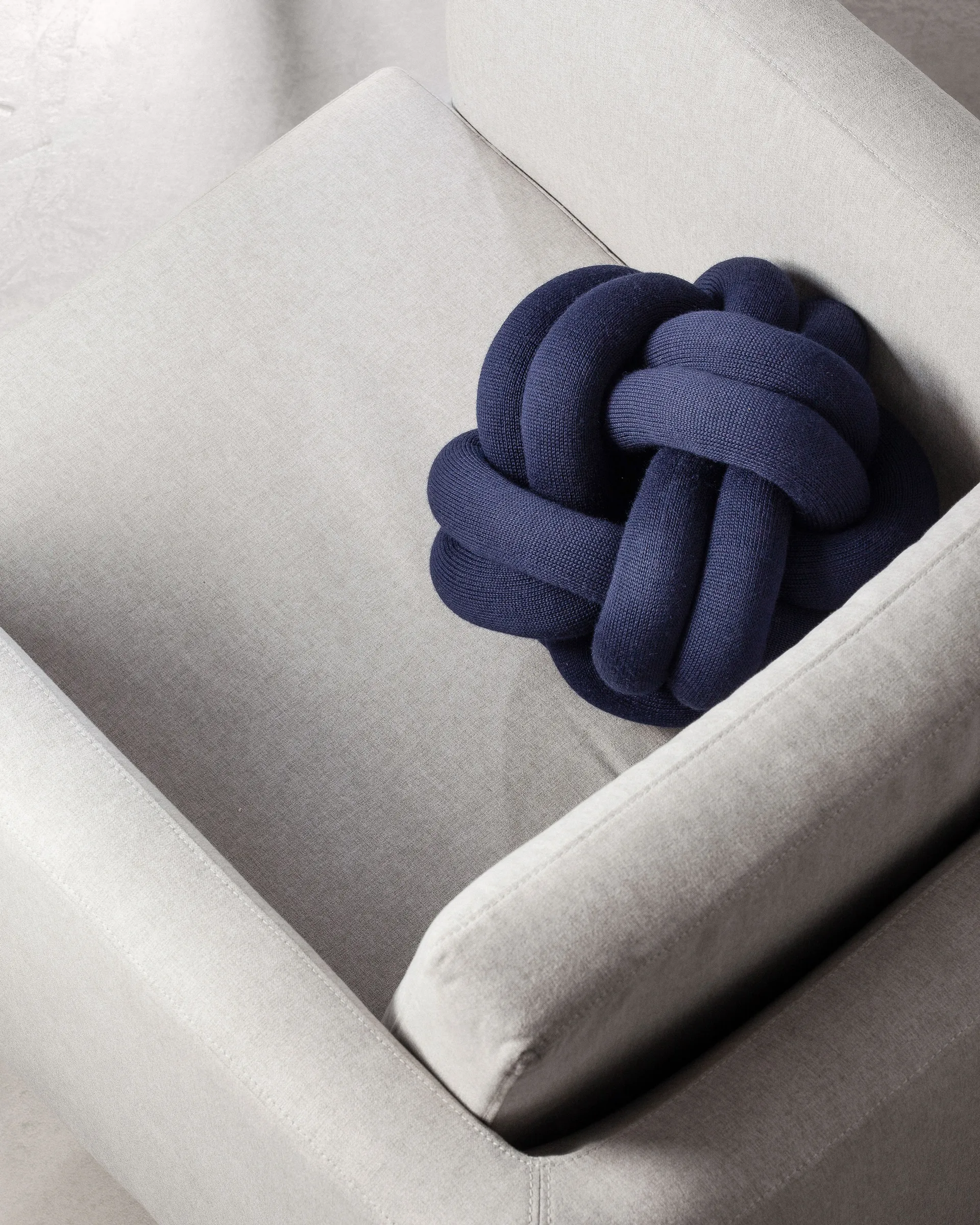 Knot kudde, marinblå Design House Stockholm