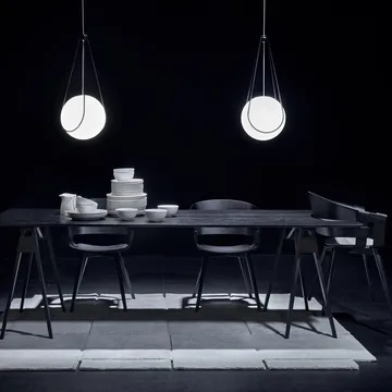 Kosmos hållare svart - mellan - Design House Stockholm