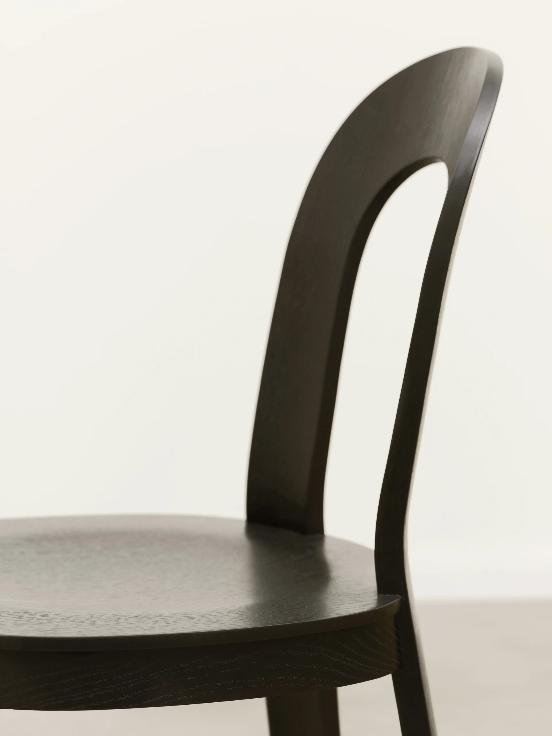 Olivia stol, Black Design House Stockholm