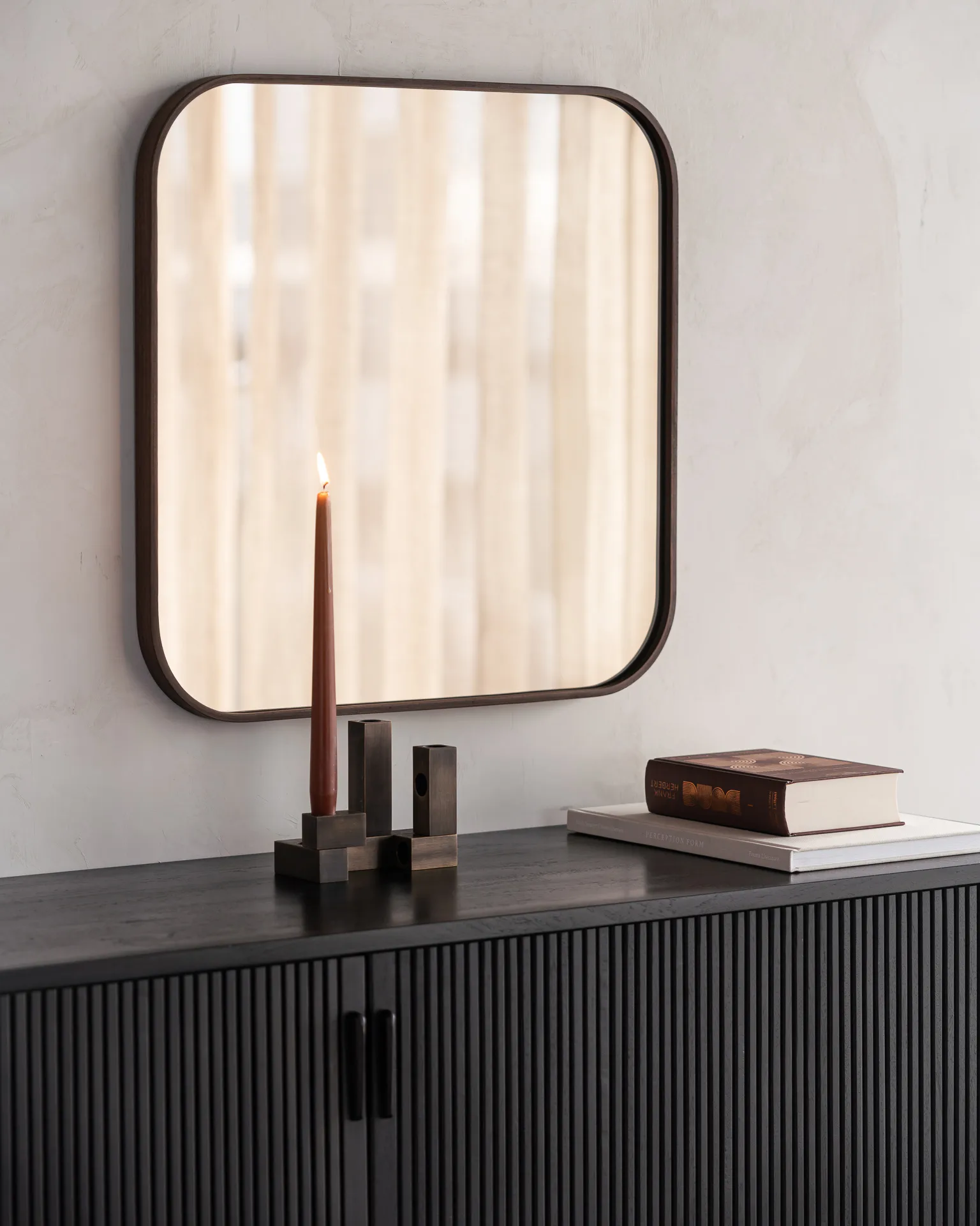 Camber väggspegel 60x60 cm, Bronze-wooden frame Ethnicraft