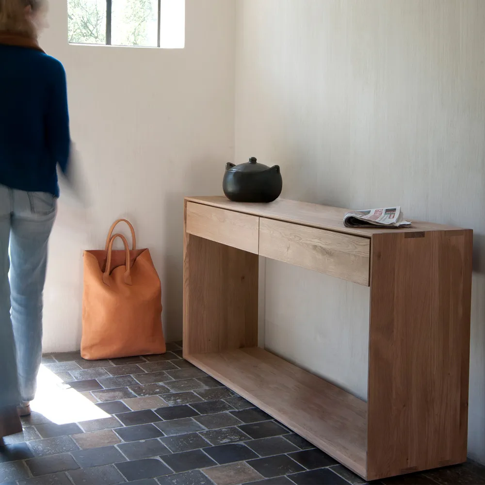 Nordic konsolbord, Lackad ek två lådor 120x40 cm Ethnicraft