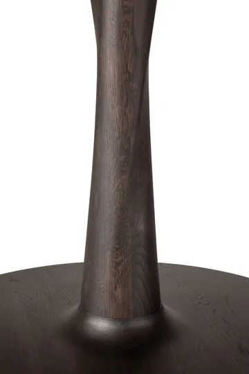 Torsion matbord - Brunlackerad ek, Ø90 cm - Ethnicraft
