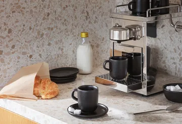 Nordic Kitchen espresso kopp med fat - Svart - Eva Solo