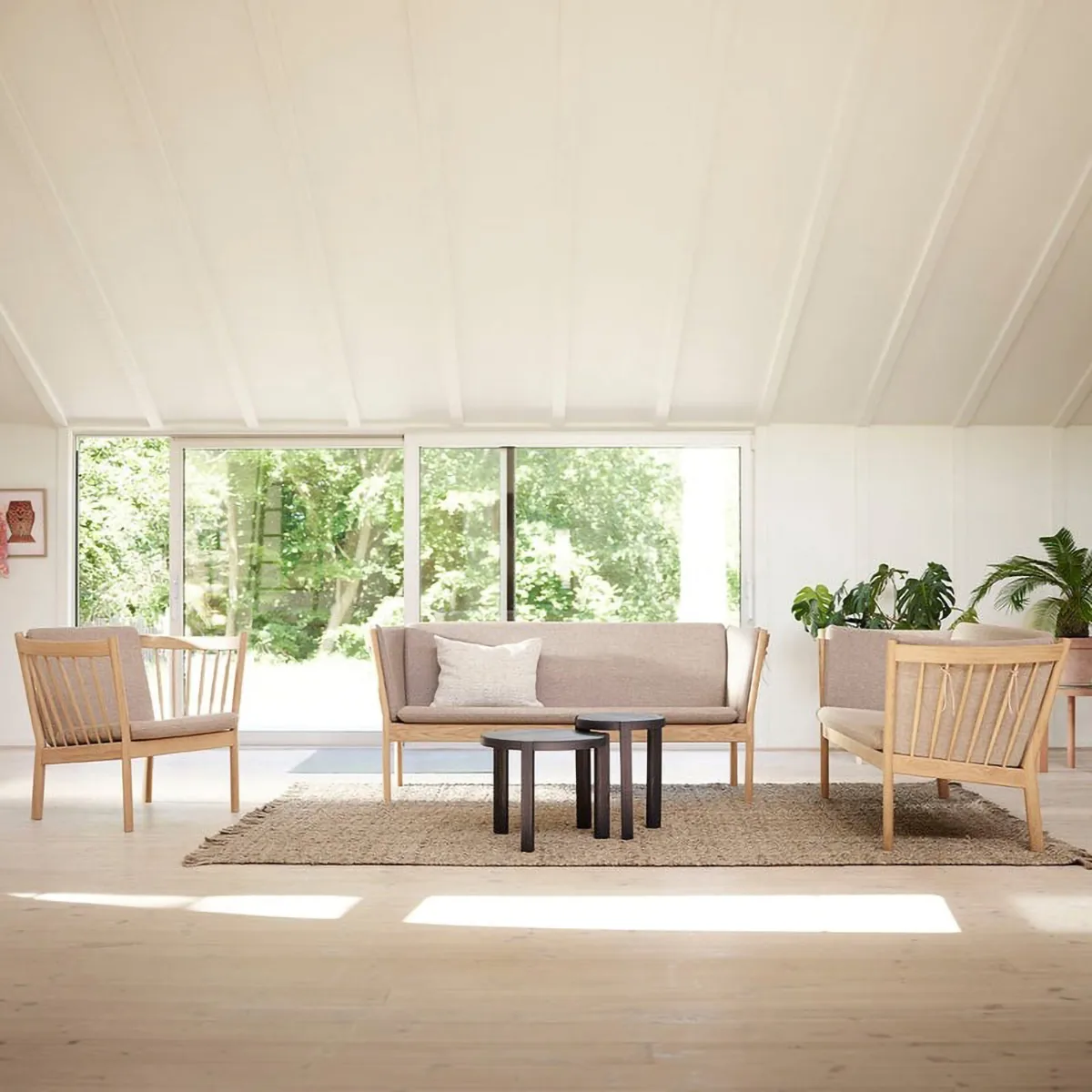 J146 fåtölj, Oak lacquered-light grey FDB Møbler