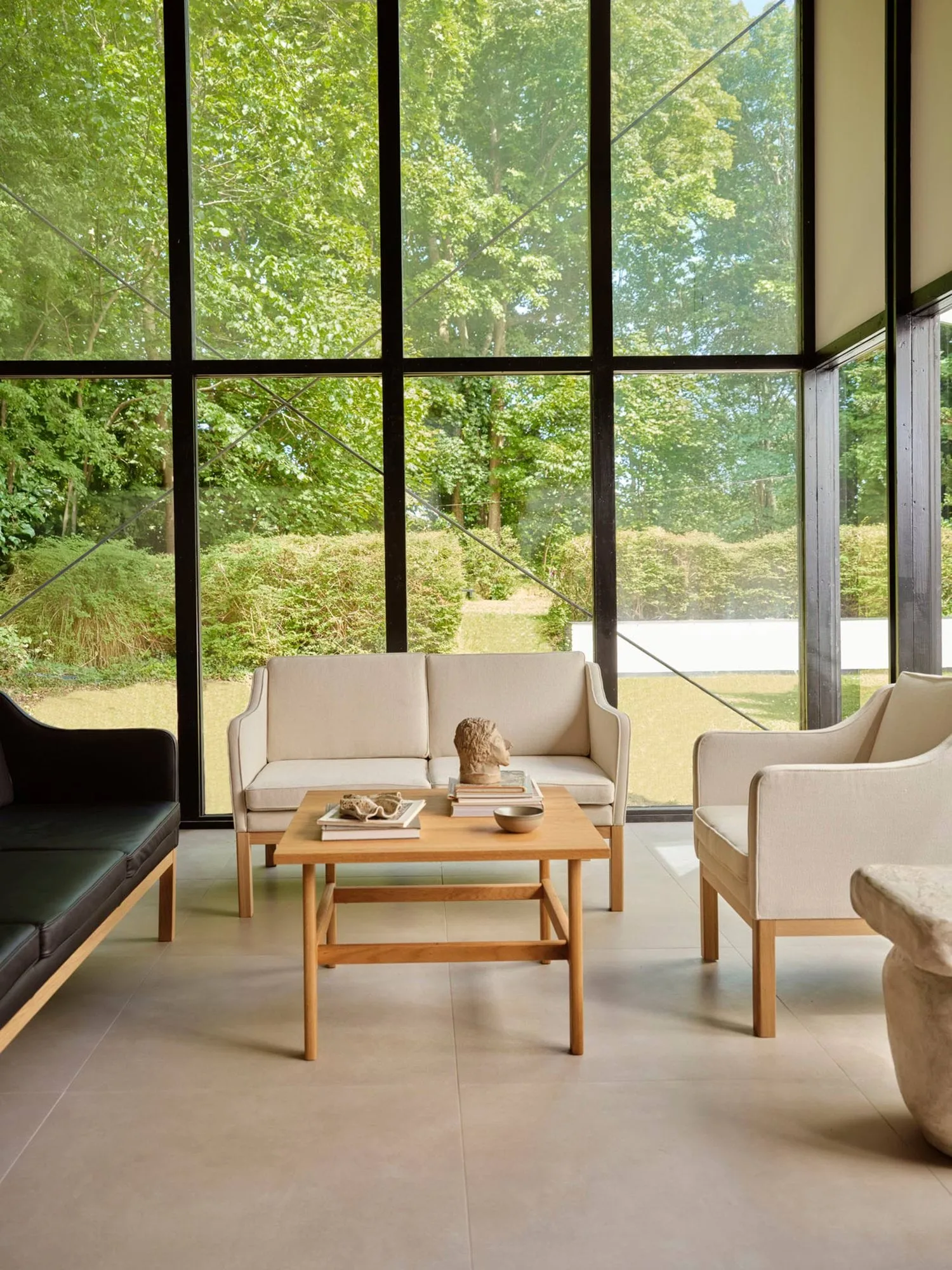 L46 MK155 easy chair karmstol, Lackerad ek-läder cognac FDB Møbler