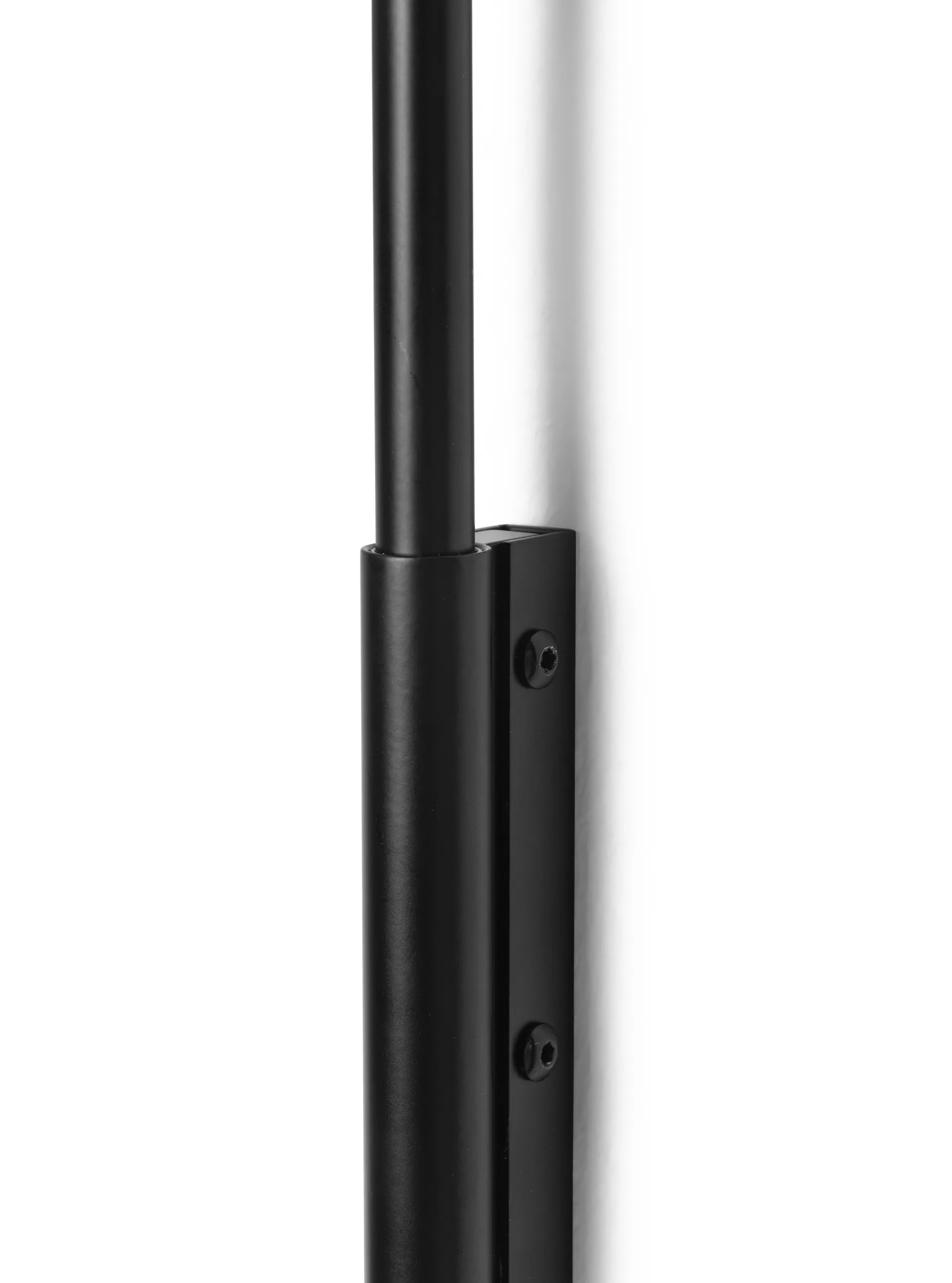 Arum swivel tall vägglampa, Black Ferm Living
