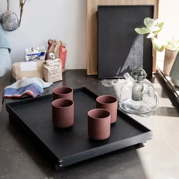 Bon träbricka large - Svartbetsad ek - Ferm Living