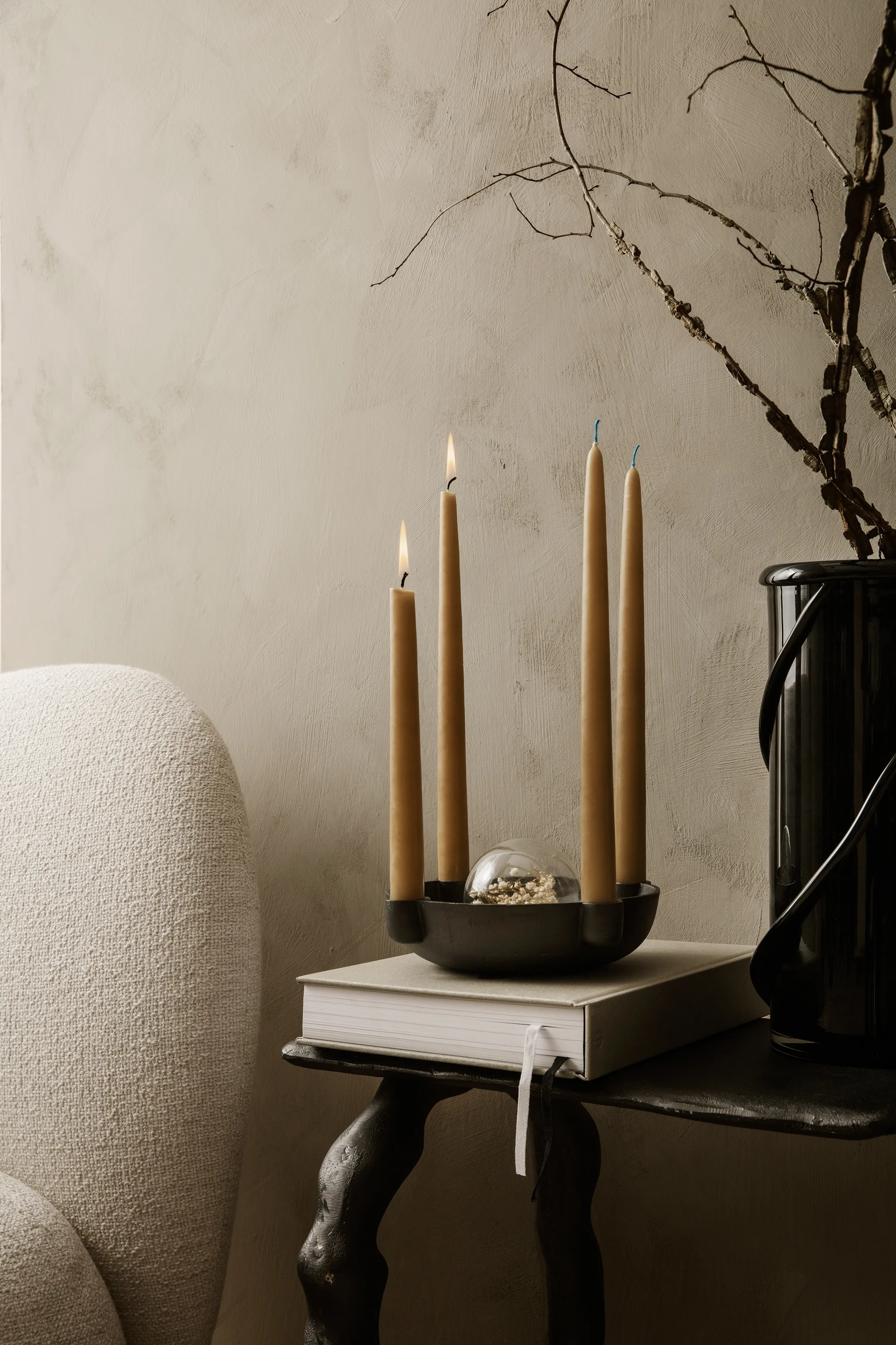 Bowl adventsljusstake medium Ø20 cm, Blackened aluminium Ferm Living