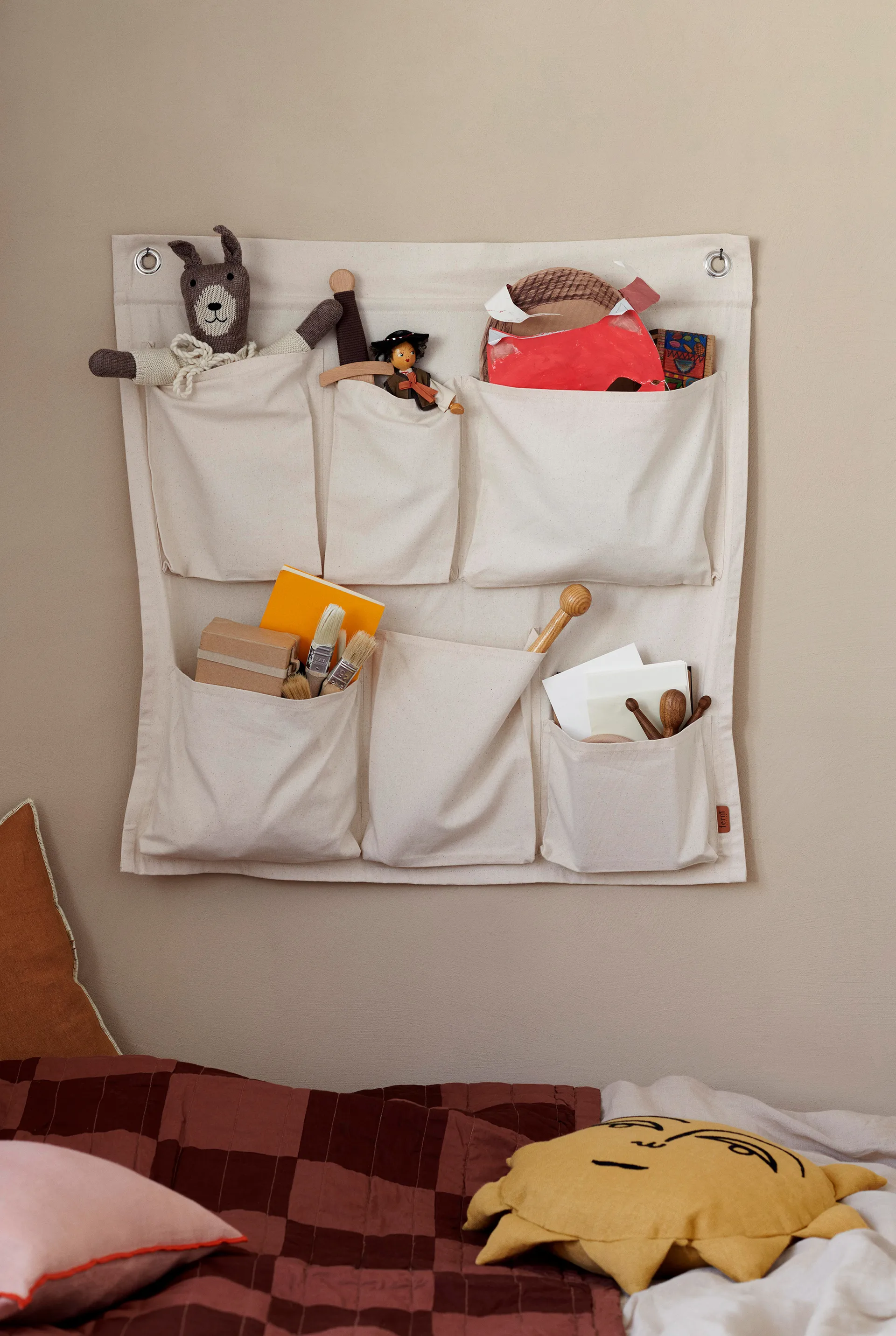 Canvas wall pockets väggförvaring, 70x70 cm Ferm Living