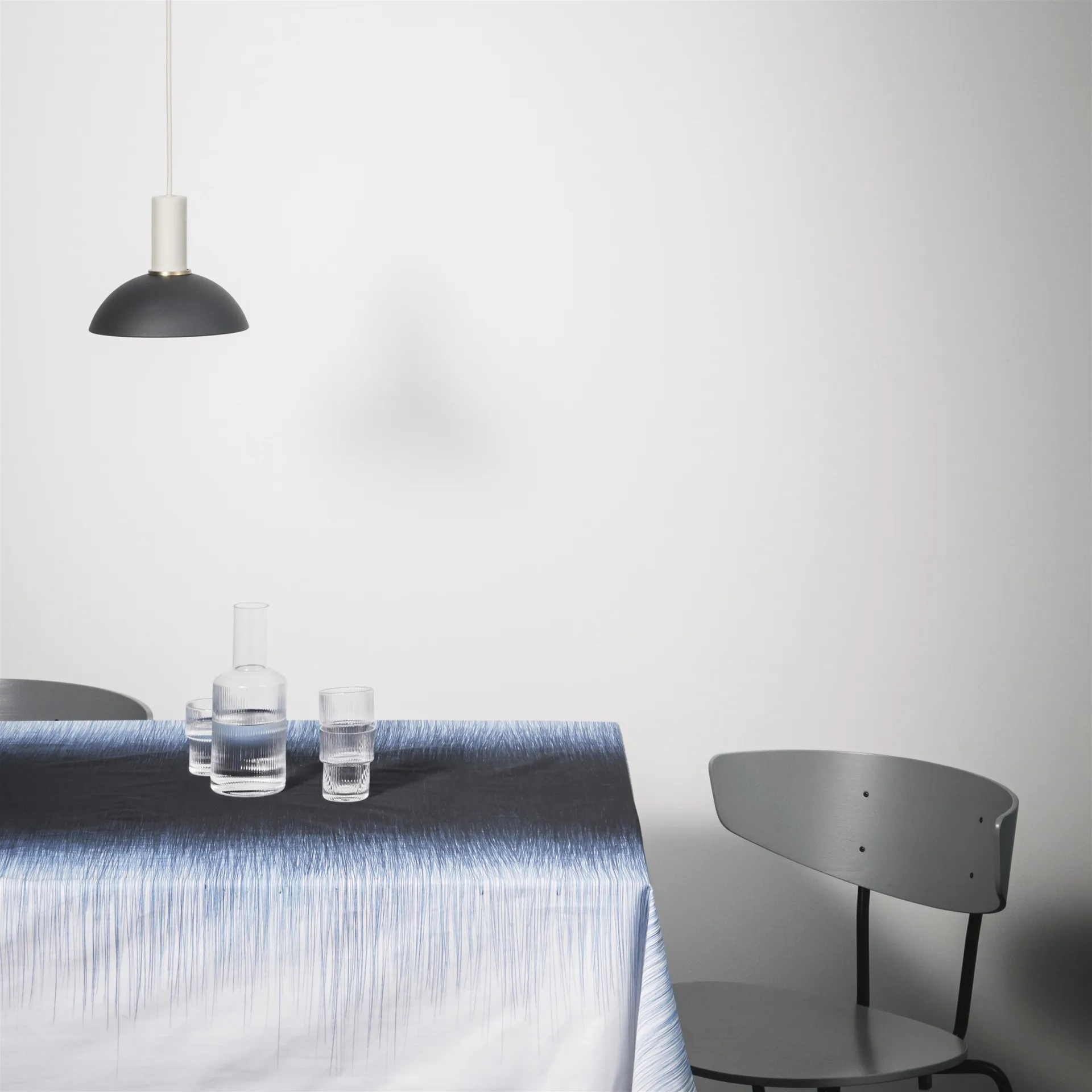 Collect lampskärm Hoop, svart Ferm Living