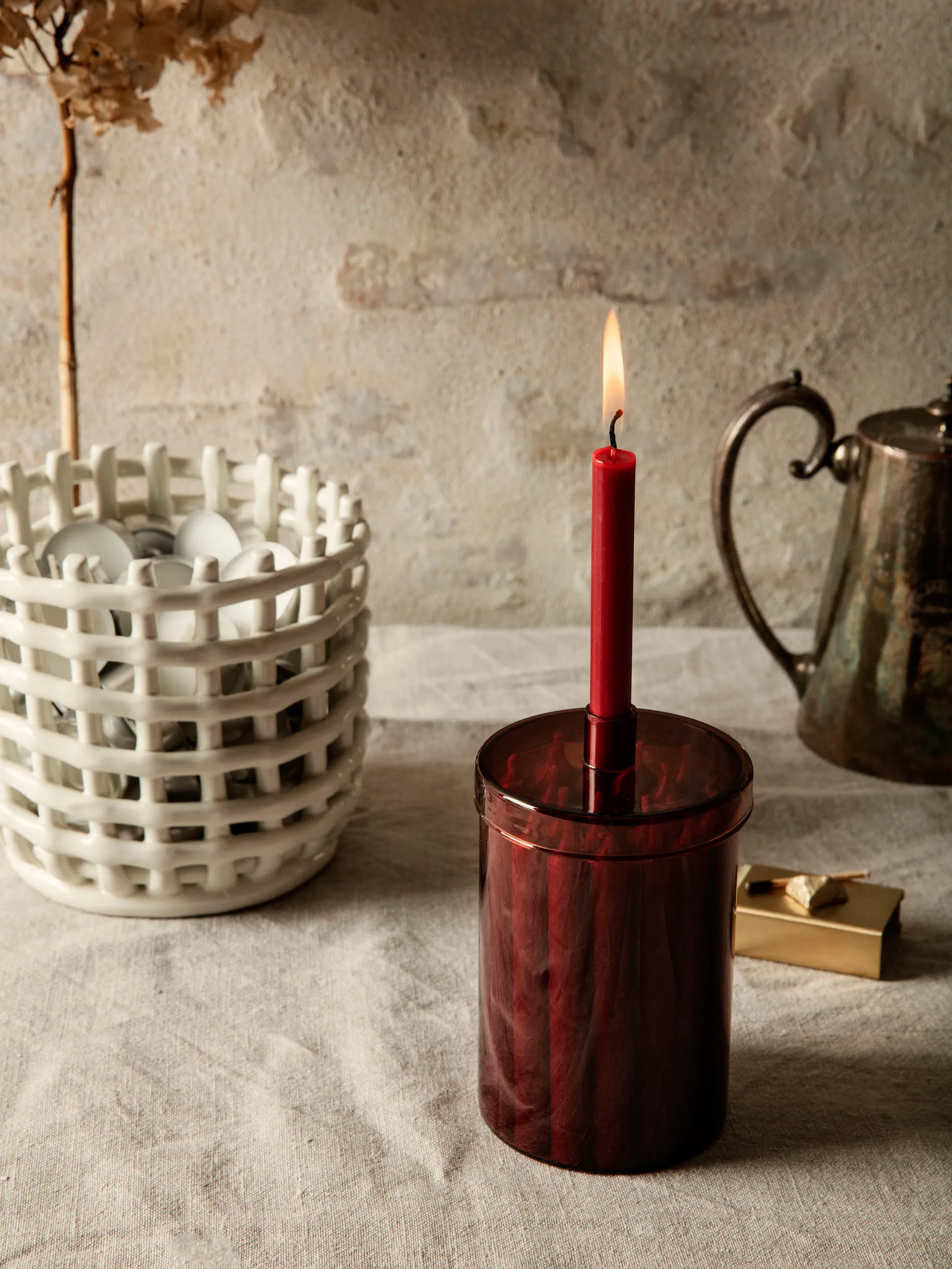Countdown to Christmas glasburk med 24 ljus, Mörkröd Ferm Living