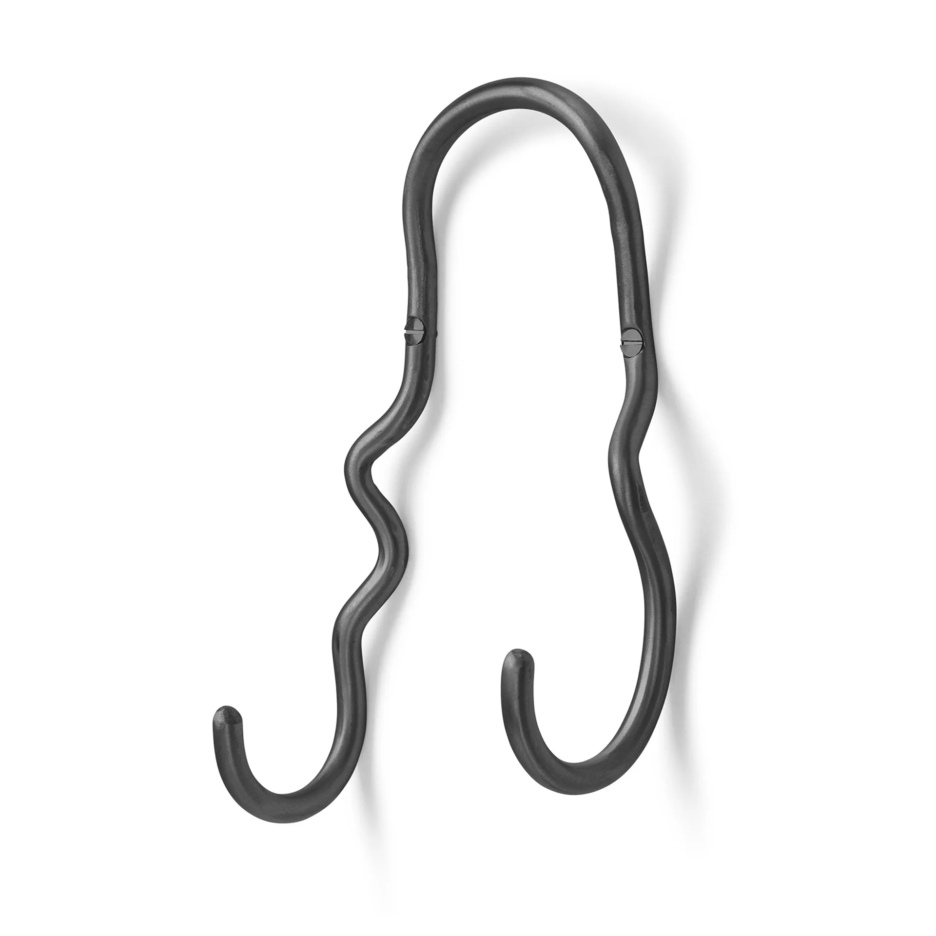 Curvature krok dubbel, Svart mässing Ferm Living