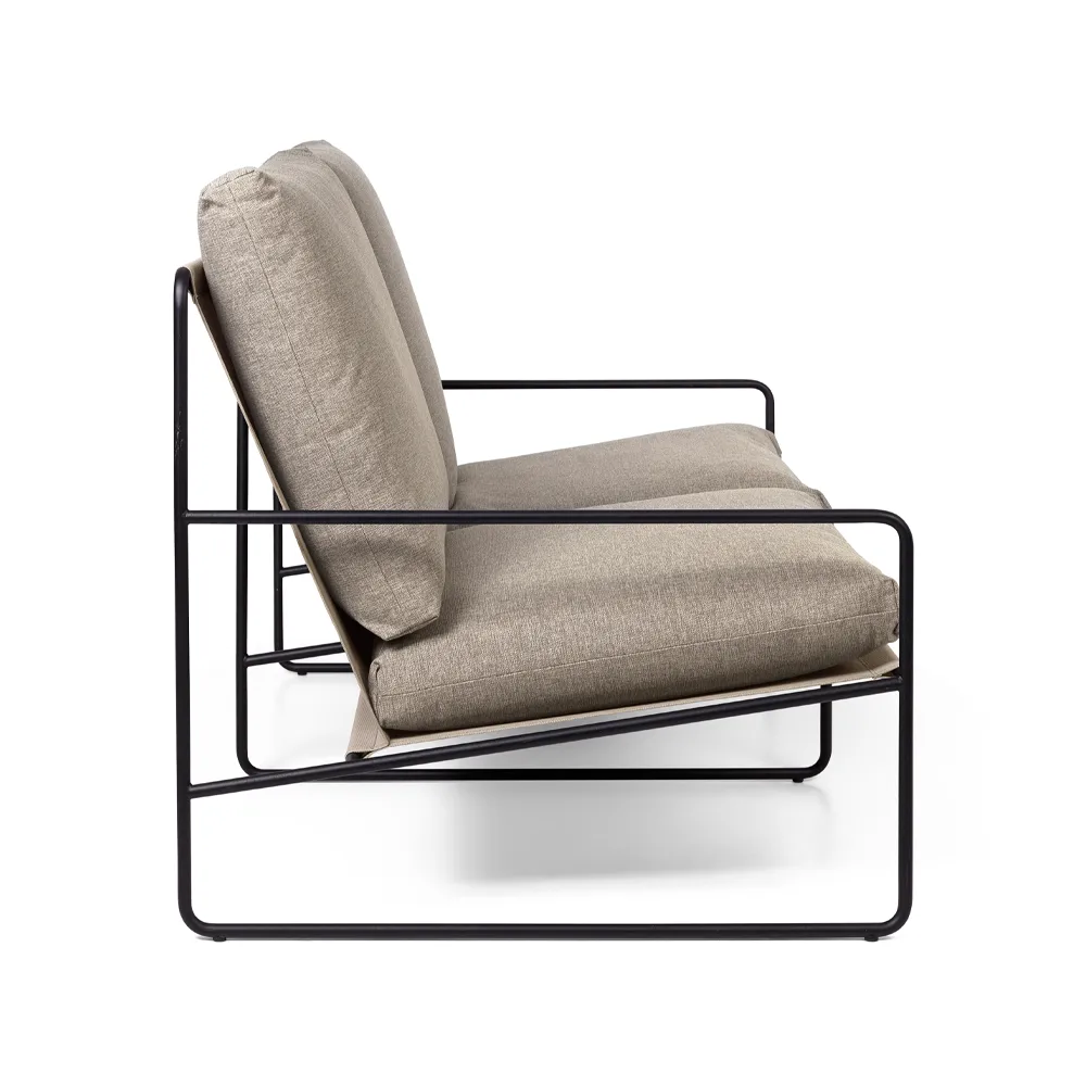 Desert 2-sits soffa, tyg dark sand, svart stativ Ferm Living
