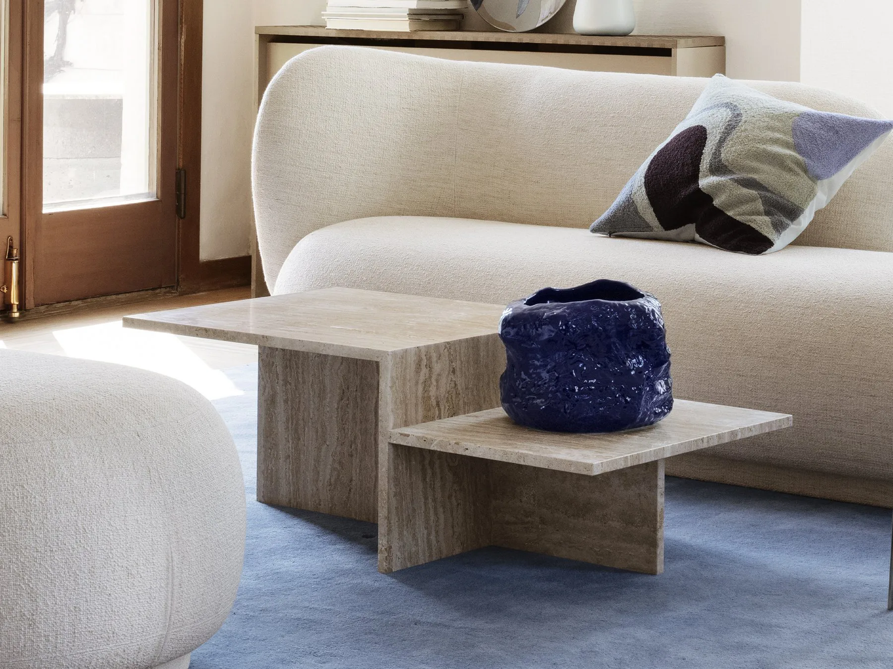 Distinct soffbord, Travertin Ferm Living