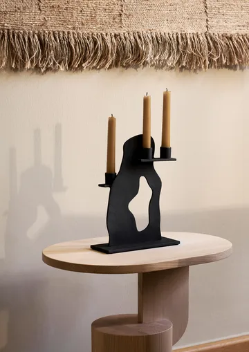 Erode ljusstake 21x27x4 cm - Blackened Aluminium - Ferm Living