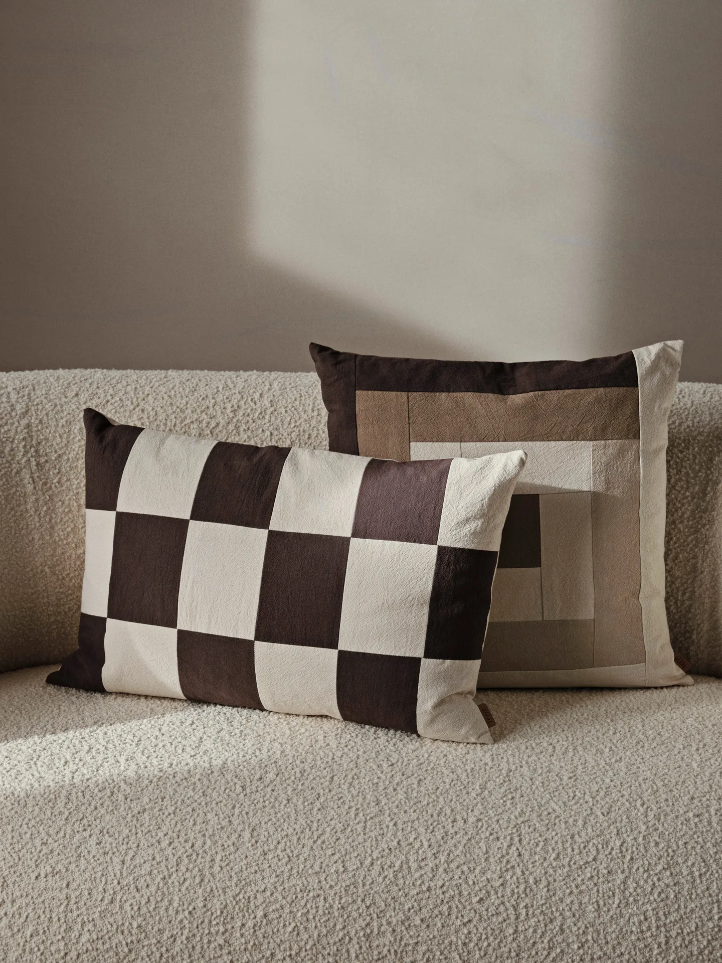 Fold patchwork kuddfodral 40x60 cm, Coffee-undyed Ferm Living
