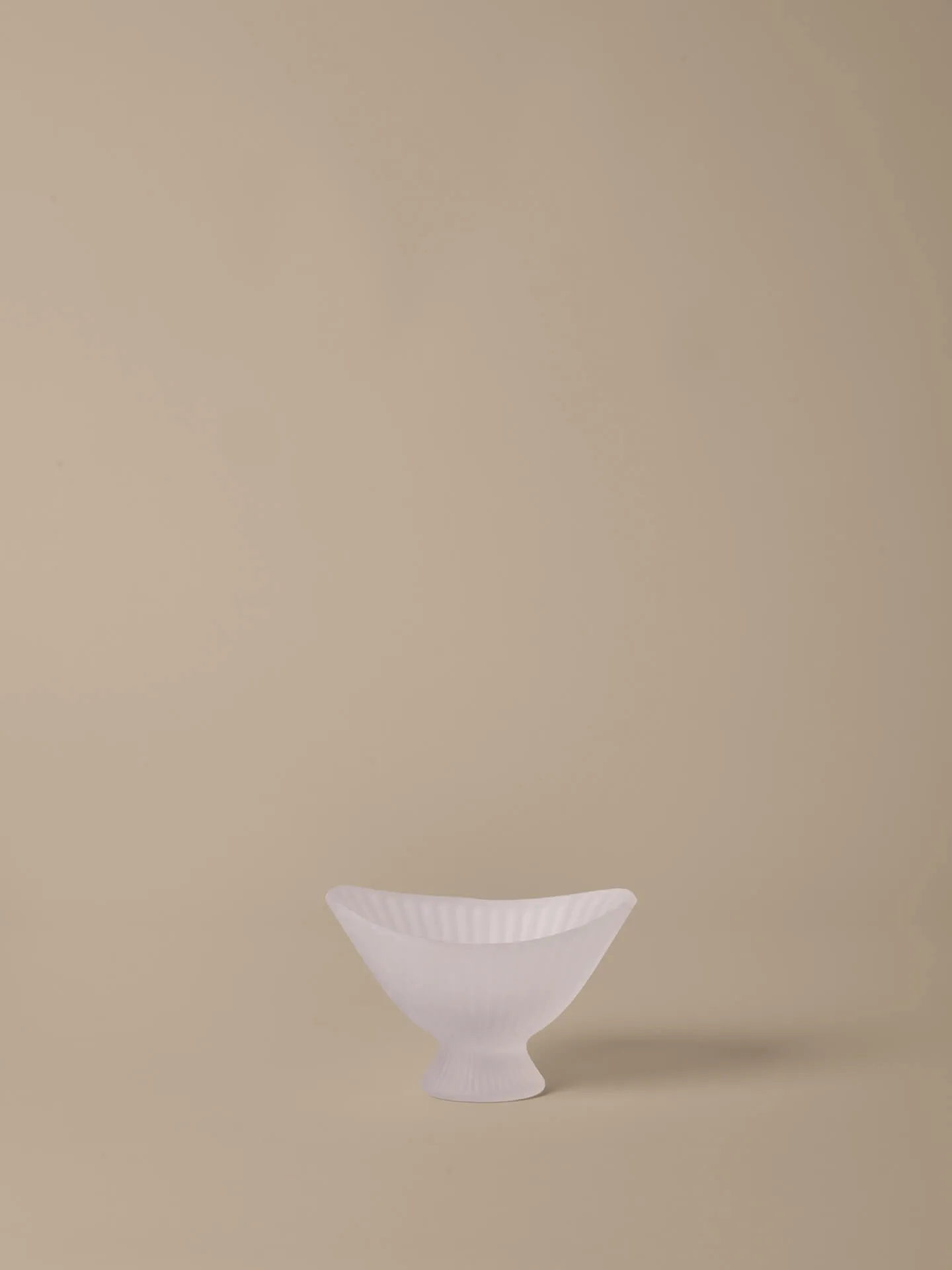 Fountain skål 19 cm, Frosted Ferm Living