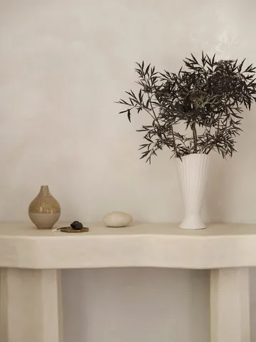 Fountain vas 23 cm - Off white - Ferm Living