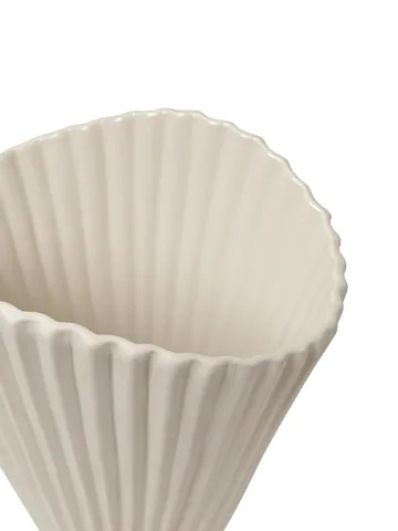 Fountain vas 30,5 cm - off white - Ferm Living