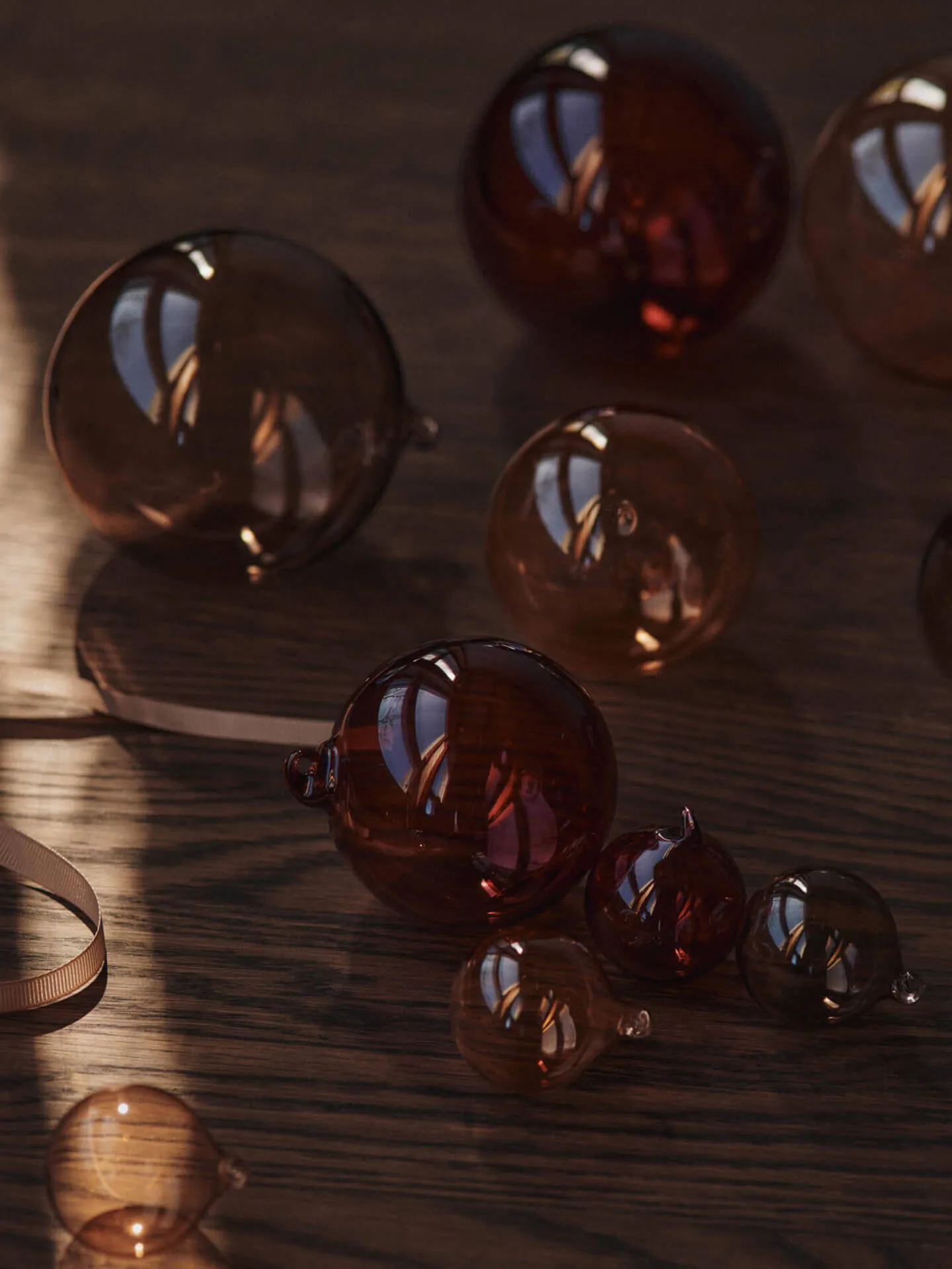 Glass bauble julkulor L Ø10 cm 3 delar, Roseate Translucent Ferm Living