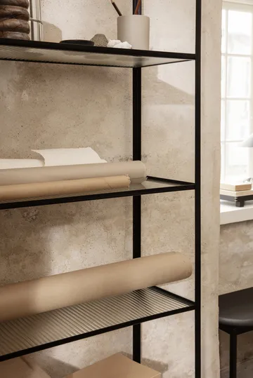 Haze bokhylla - Black - Ferm Living
