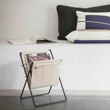 Herman tidningsställ - Svart - Ferm Living
