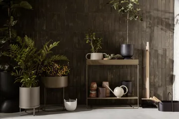 Hourglass kruka extra small Ø21 cm - Svart-mörkgrå - Ferm Living