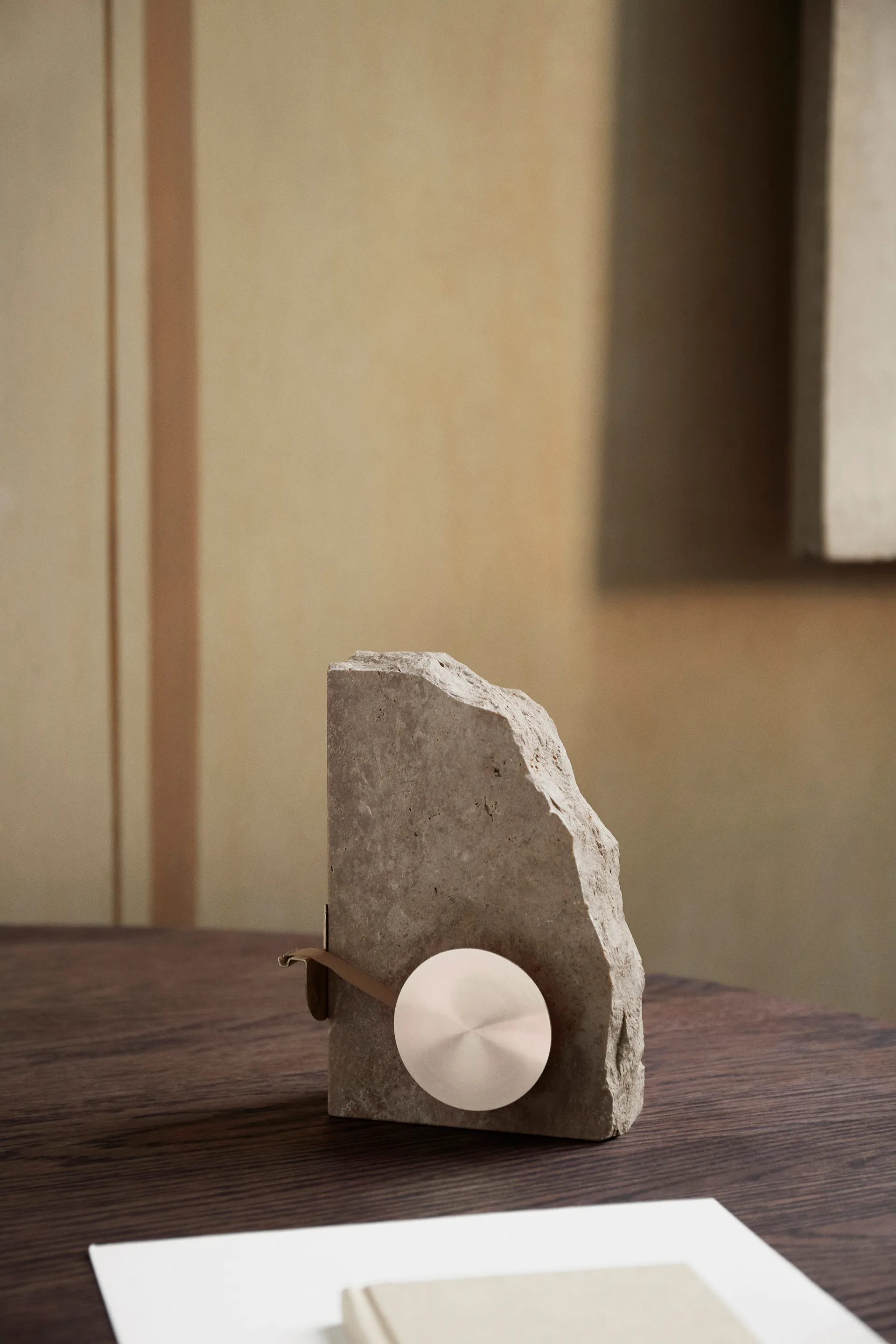 Klint tejphållare 11,6x17 cm, Beige travertin Ferm Living