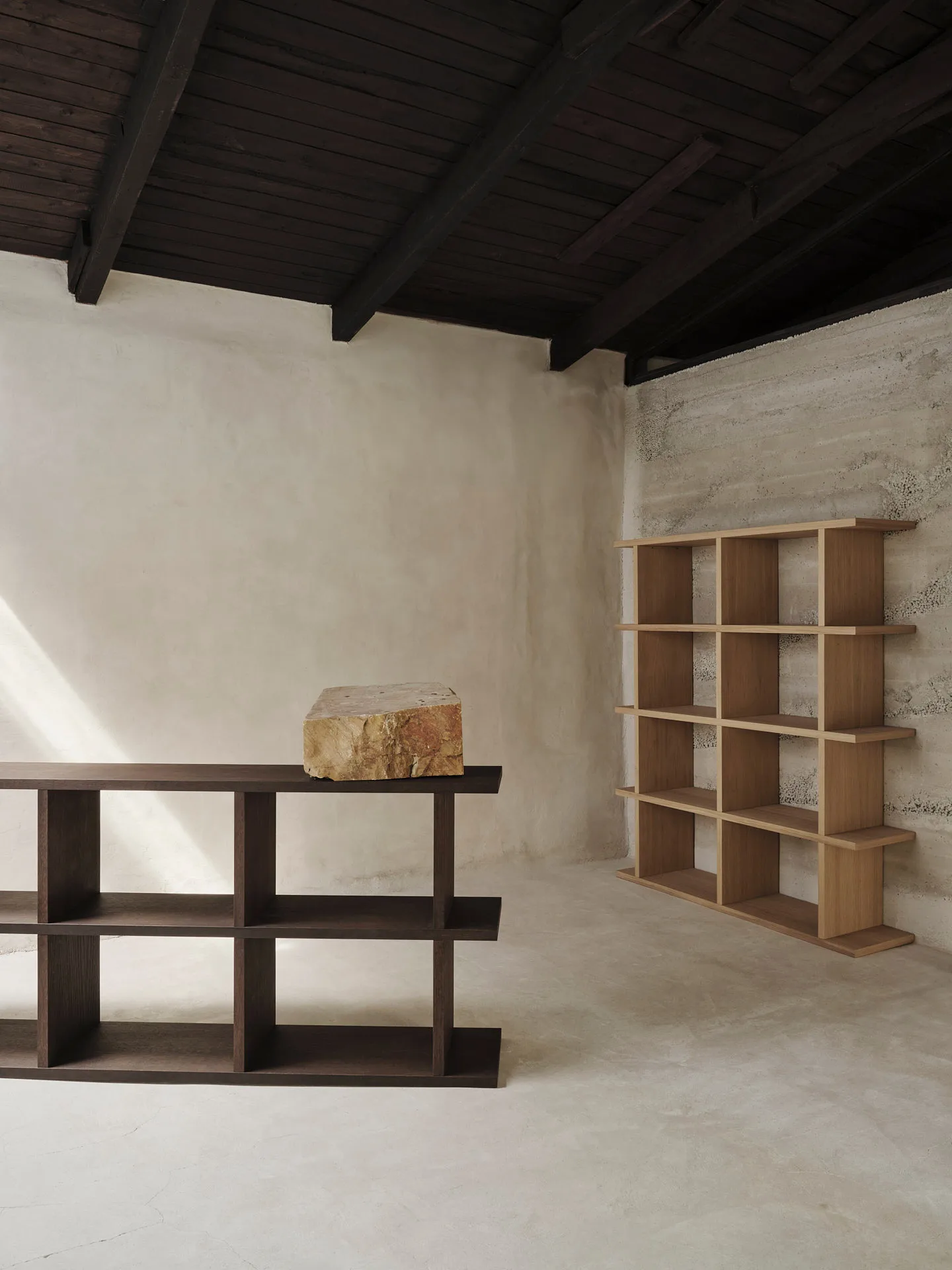 Kona bokhylla 3x2, Dark stained Ferm Living