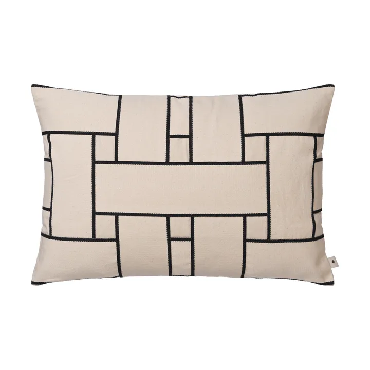 Lattice Offset kuddfodral - Off-white-black, 40x60 cm - Ferm Living