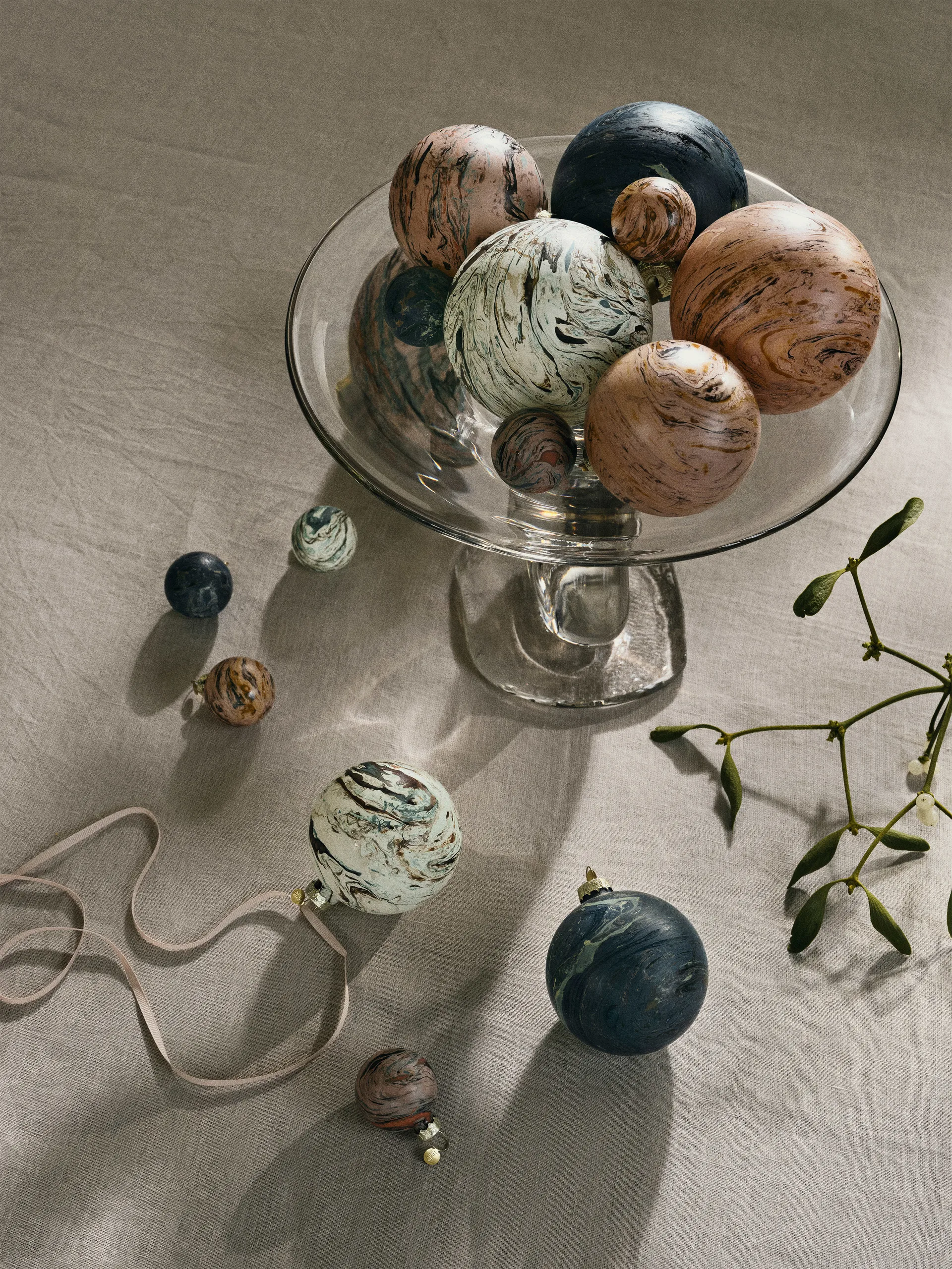 Marble dekorationskula mixed 4-pack, Large Ferm Living