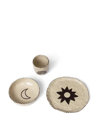 Naive barnservis 3 delar - Red brown - Ferm Living