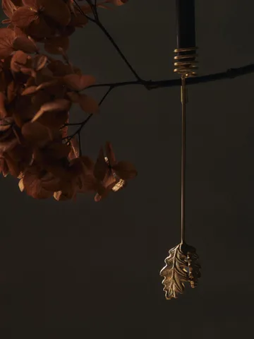 Oak leaf christmas tree ljusstake 4-pack - Brass - Ferm Living