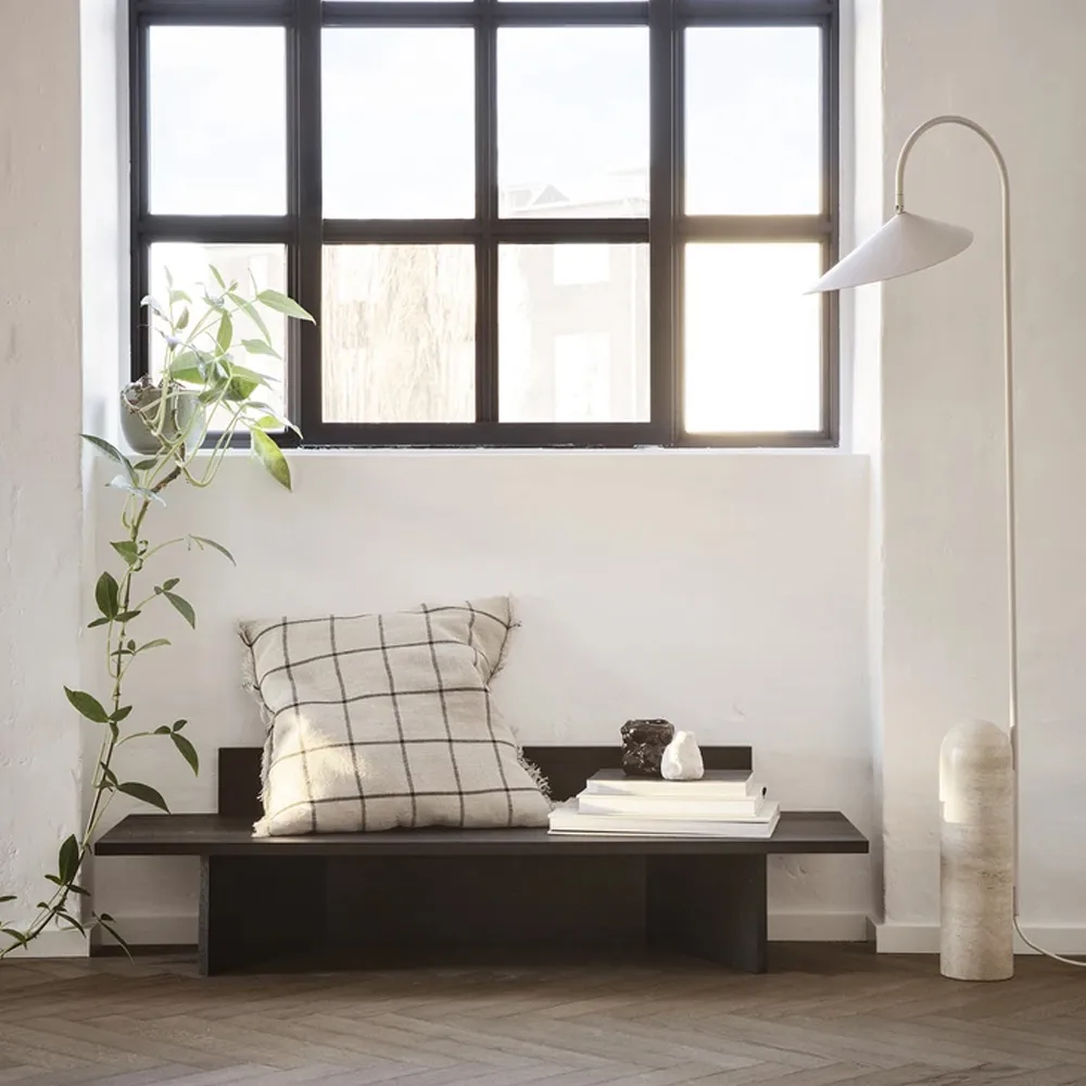 Oblique bänk, oak black oiled Ferm Living