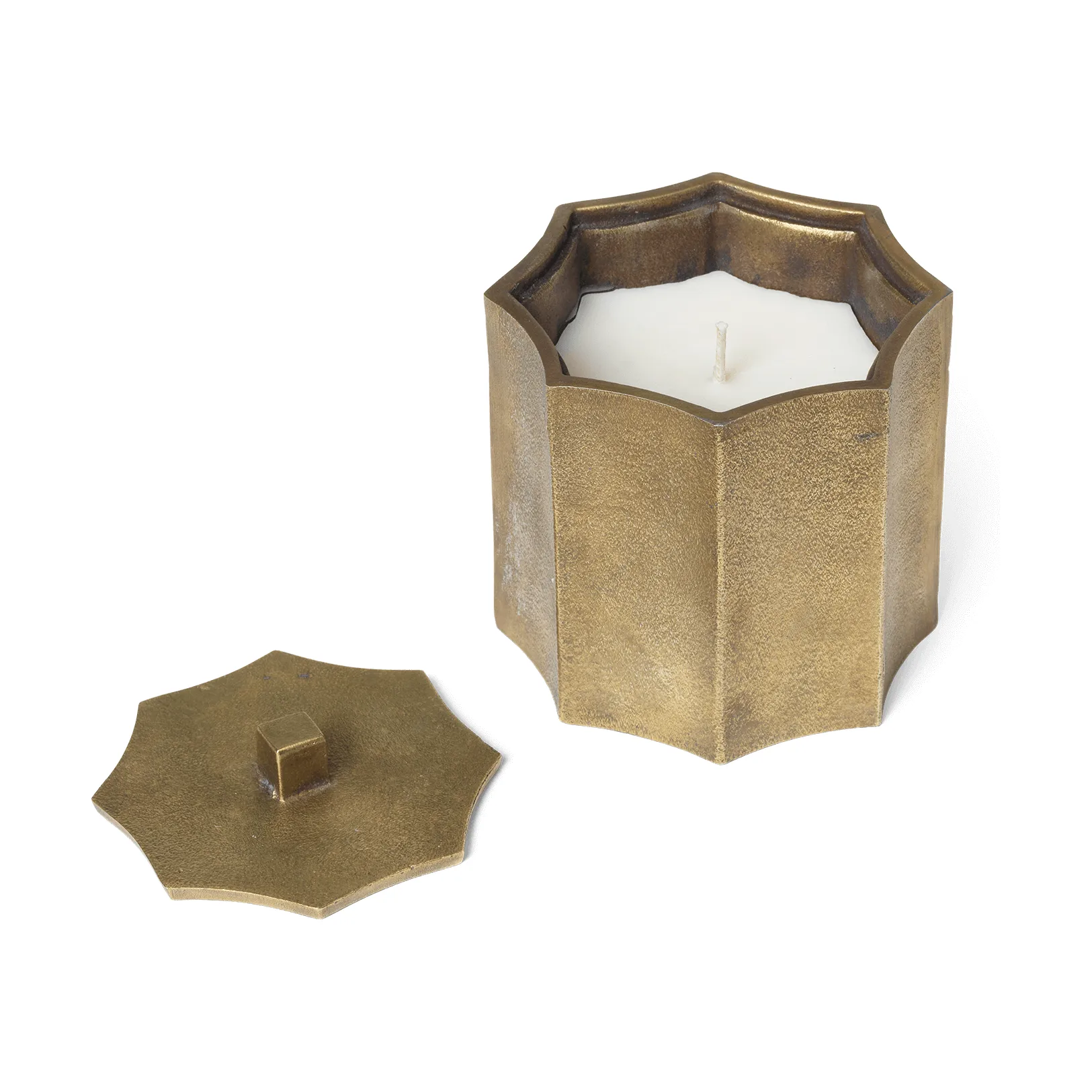 Otte doftljus 36 h, Brass finish Ferm Living