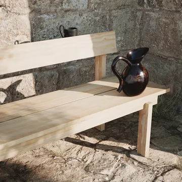 Peka bänk - pine natural - Ferm Living