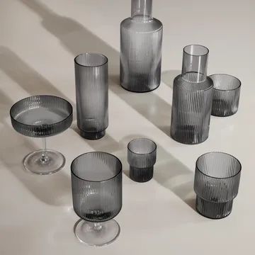 Ripple champagneglas 2-pack - Smoked grey - Ferm Living