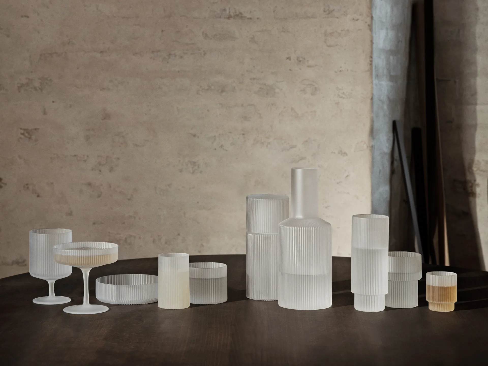 Ripple karaff, Frosted Ferm Living