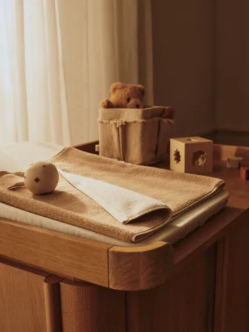Skötbord till Tilu byrå - Natural oak, 100x74x10 cm - Ferm Living