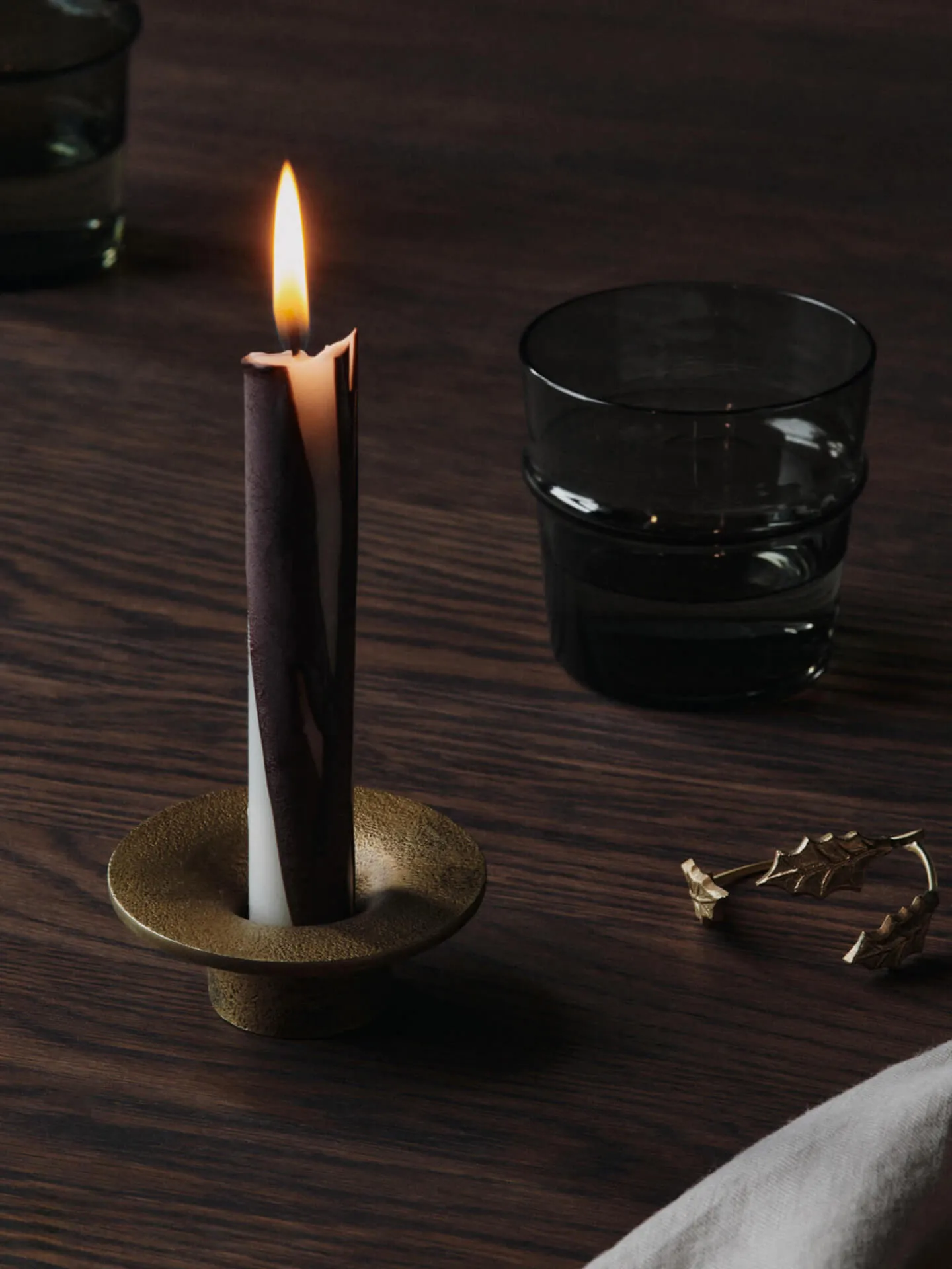 Soothe ljusstake Ø8 cm, Brass Finish Ferm Living