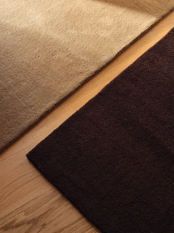 Stille tuftad matta - Dark pecan, 160x250 cm - Ferm Living