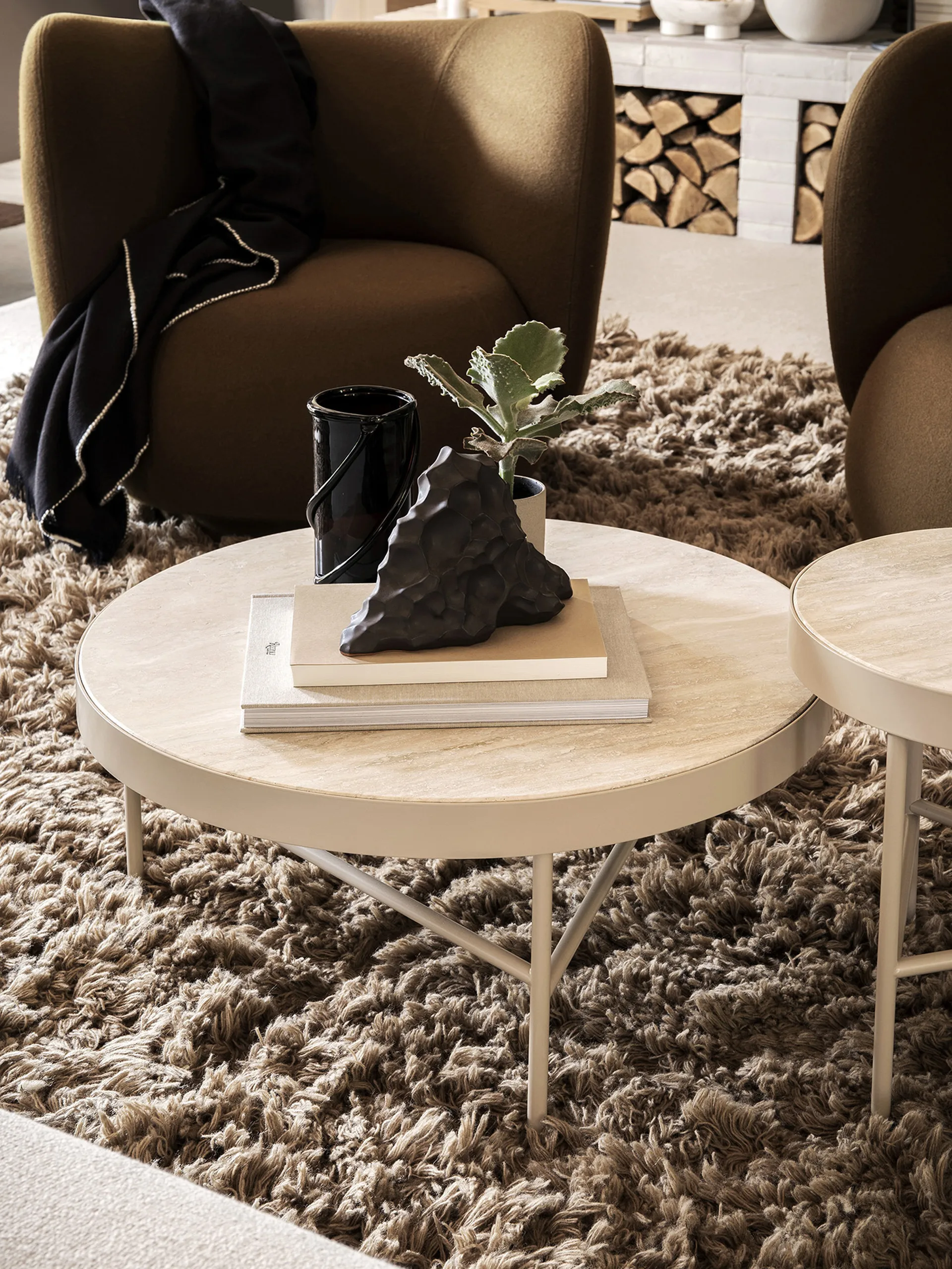 Travertine soffbord Ø70,5 cm, Cashmere Ferm Living