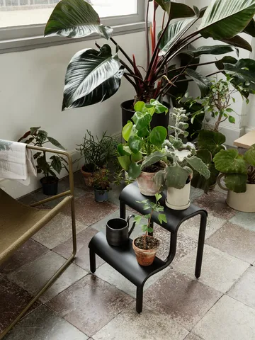 Up stegpall - Black (svart) - Ferm Living