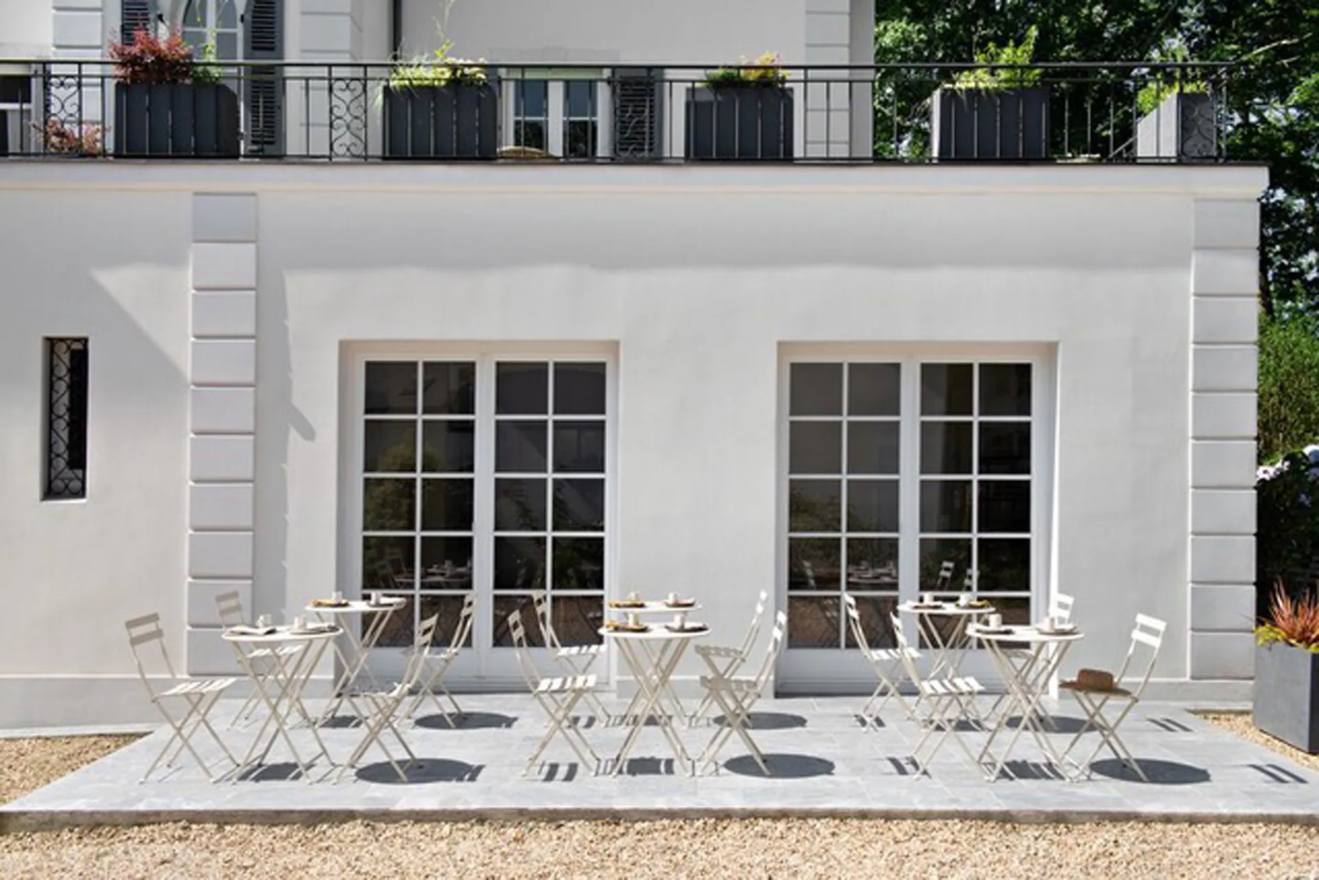 Bistro bord 117x77 cm + 4 stolar, Latte beige Fermob